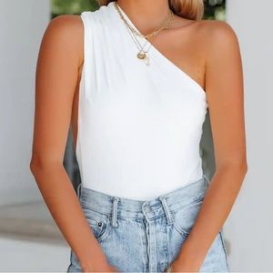 Skylar Rose White One shoulder bodysuit from Vici
